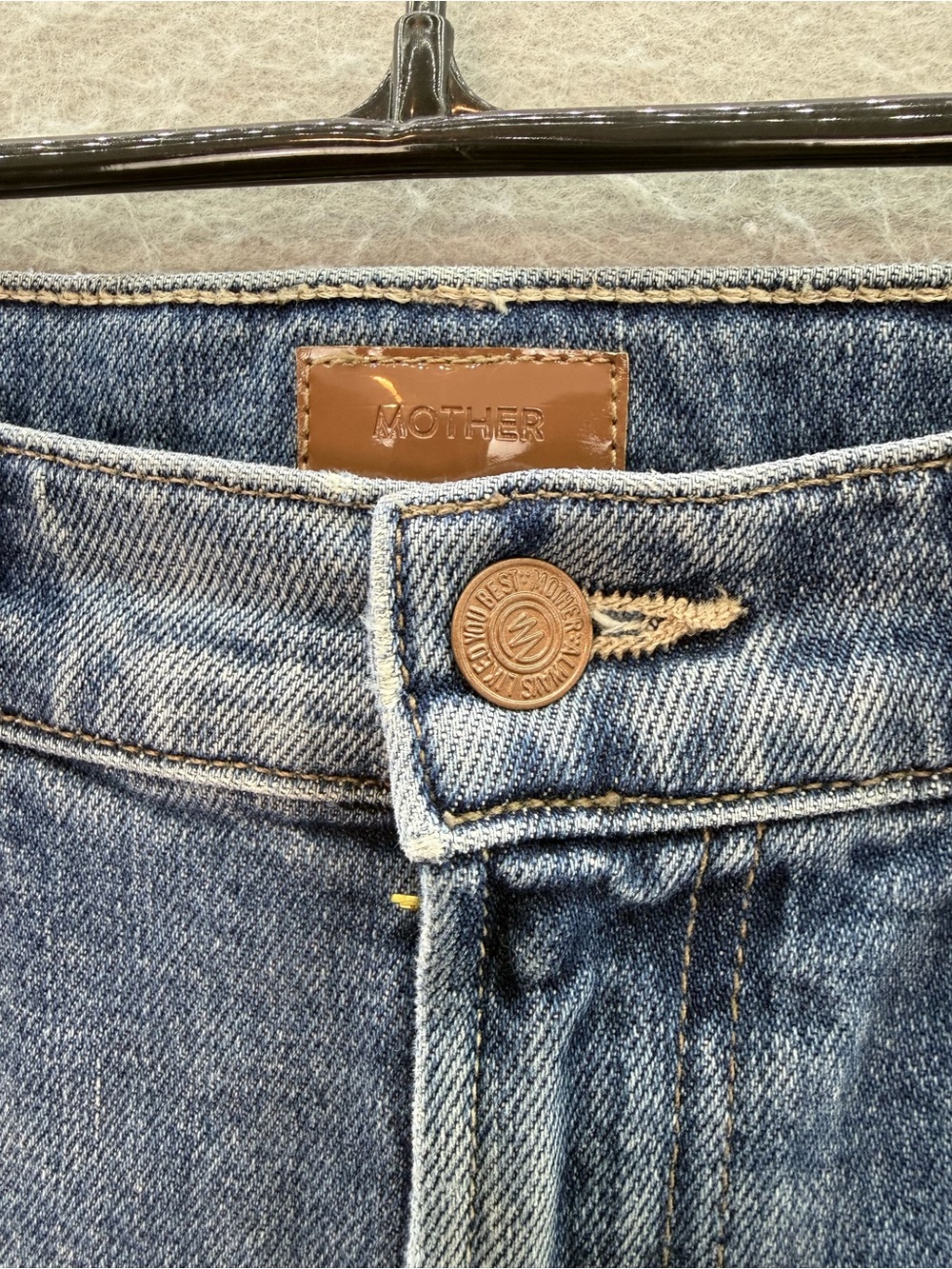 High-Rise Wide Leg Jeans in Medium Blue - Women - Picture 3 of 7